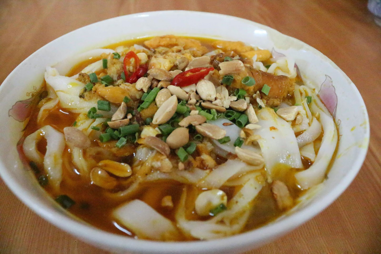 Cách nấu nước lèo mì Quảng tại nhà ngon tuyệt bạn đã biết?