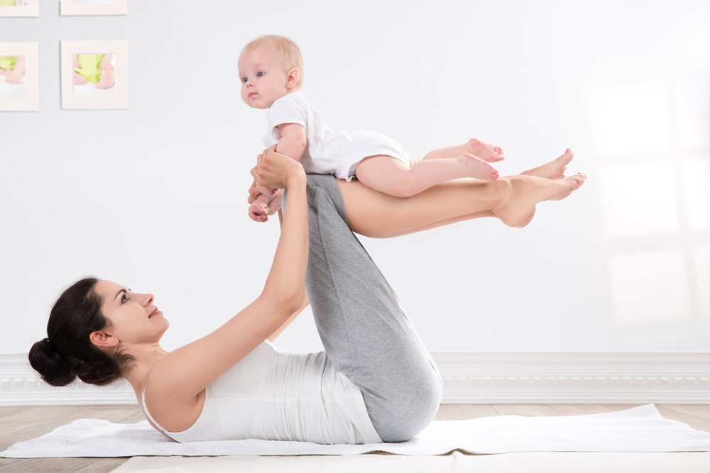 tập yoga sau khi sinh