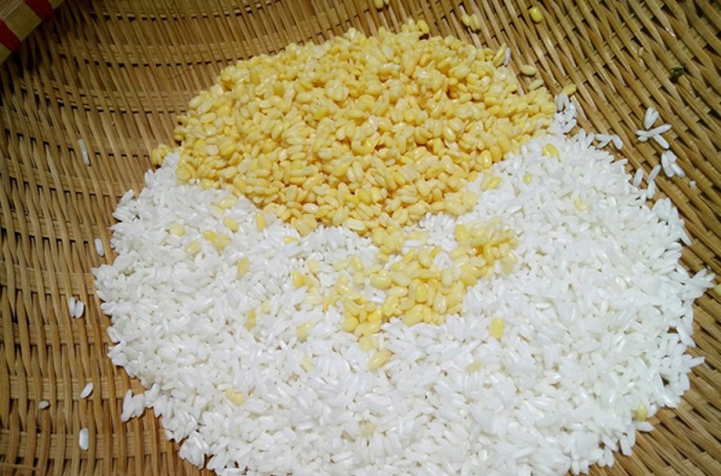 trộn gạo với đỗ xanh